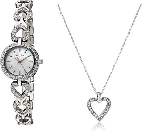reloj con corazones